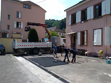 le refuge renovation travaux dans la cour